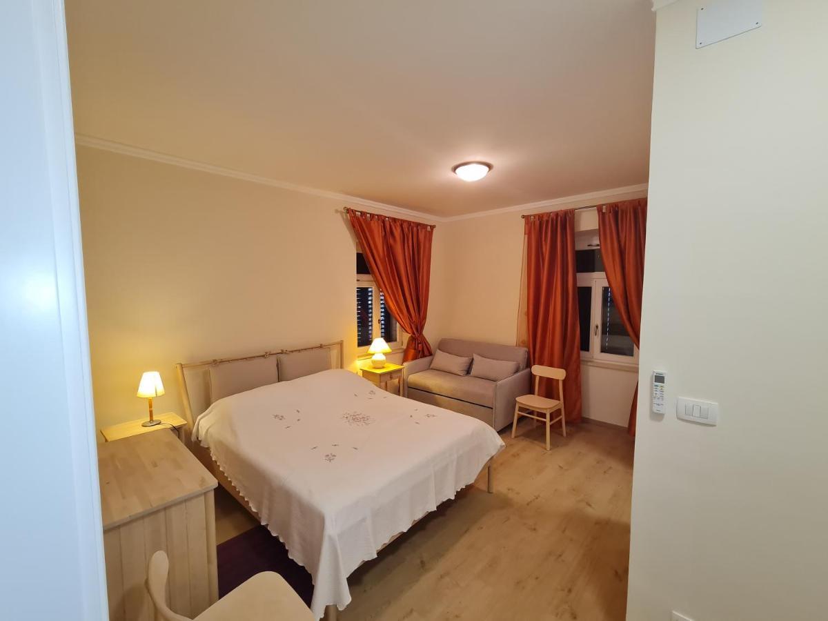 לובראן Villa Jure - Apartment Vlasta מראה חיצוני תמונה