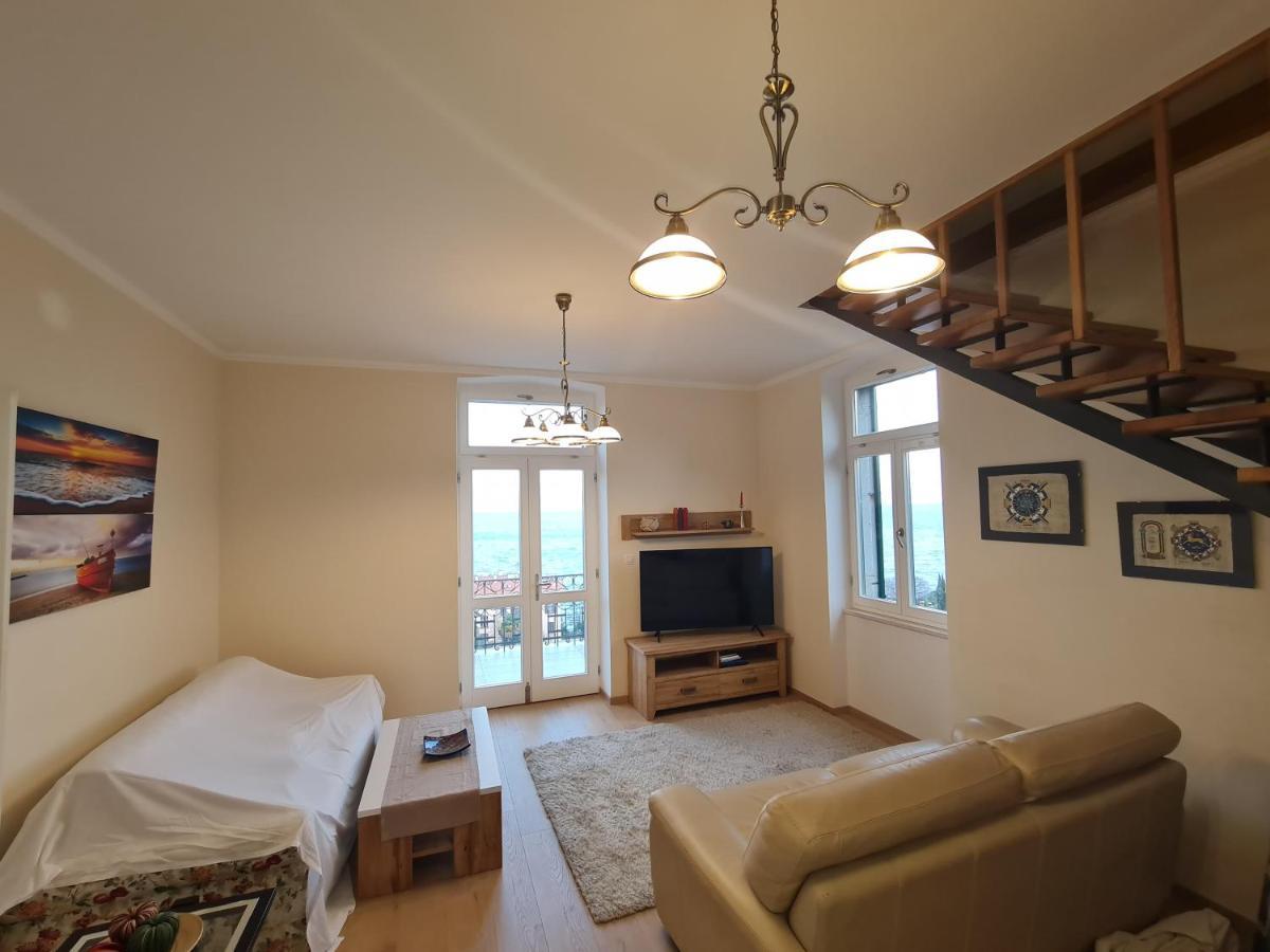 לובראן Villa Jure - Apartment Vlasta מראה חיצוני תמונה