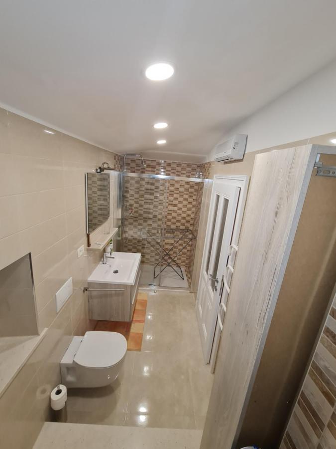 לובראן Villa Jure - Apartment Vlasta מראה חיצוני תמונה